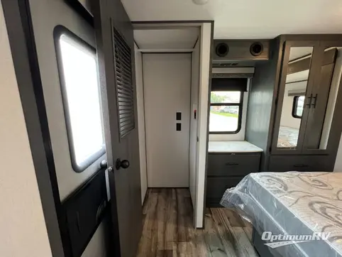 2024 Dutchmen Aspen Trail 390LOFT RV Photo 2