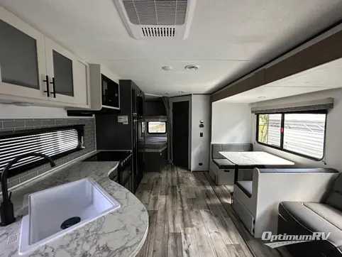 2024 Dutchmen Aspen Trail LE 26BH RV Photo 2