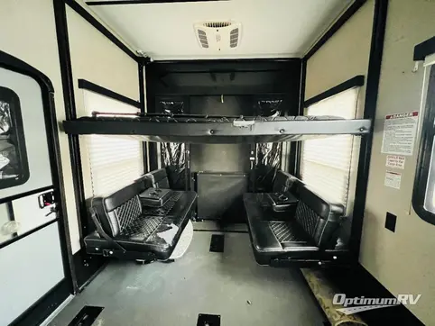 2017 Keystone Fuzion 414 RV Photo 3