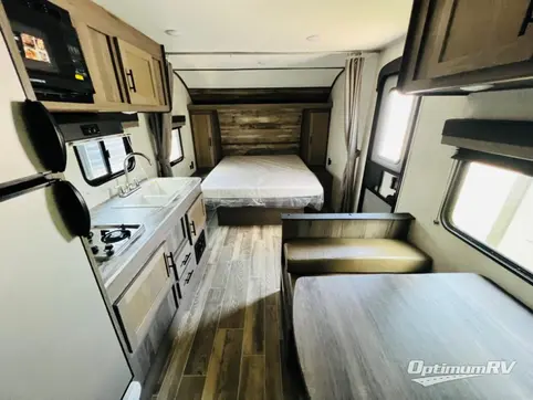 2022 Gulf Stream Ameri-Lite Ultra Lite 248BH RV Photo 2