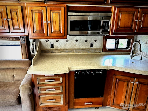 2011 Tiffin Allegro Bus 43 QRP RV Photo 2
