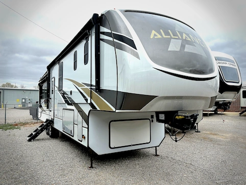 Used 2021 Alliance Paradigm 370FB Featured Photo