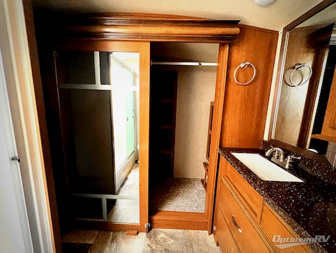 2019 Forest River Cedar Creek Hathaway Edition 38FBD RV Photo 4