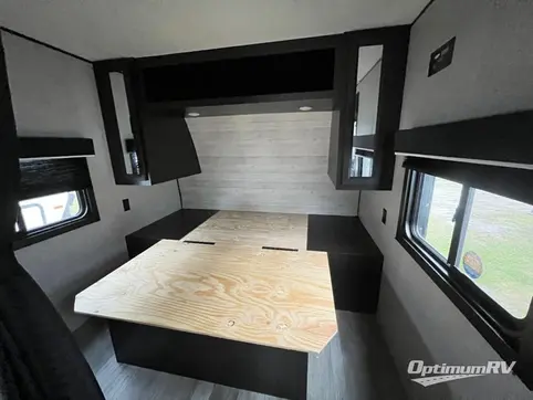 2023 Jayco Jay Flight 212QB RV Photo 4