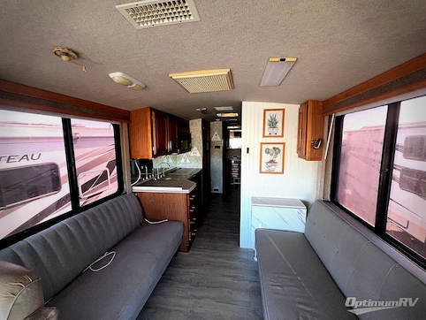 1997 Fleetwood Discovery 36A RV Photo 2