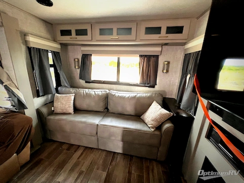 2021 Palomino River Ranch 390RL RV Photo 3
