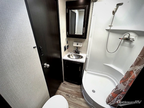 2020 Venture SportTrek Touring Edition 343VBH RV Photo 3