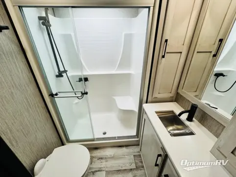 2023 KZ Durango Gold G382MBQ RV Photo 4