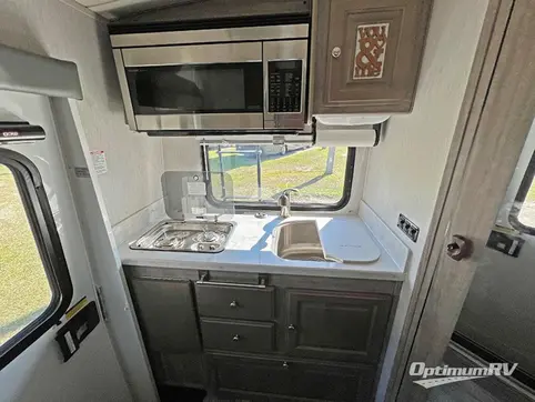 2021 Phoenix USA Phoenix Cruiser 2100 RV Photo 4