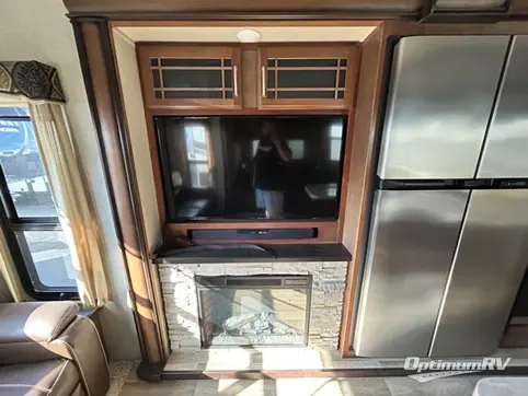 2017 Keystone Montana 3950BR RV Photo 2
