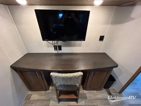 2017 Keystone Montana 3950BR RV Photo 3