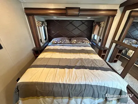 2017 Keystone Montana 3950BR RV Photo 4