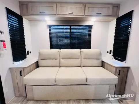 2025 East To West Della Terra LE 240RLLE RV Photo 3