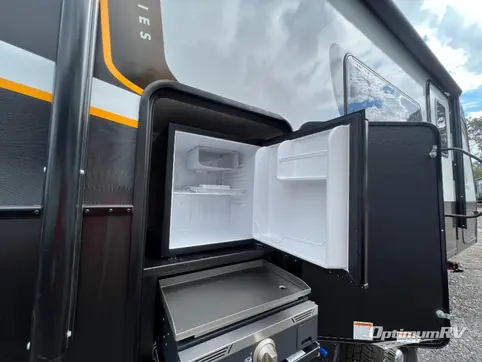 2023 Ember Overland Series 170MRB RV Photo 2