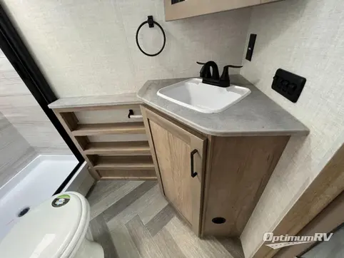 2023 Ember Overland Series 190MDB RV Photo 3
