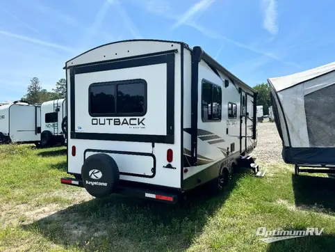 2021 Keystone Outback Ultra Lite 210URS RV Photo 2