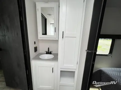 2023 Keystone Hideout 25RDS RV Photo 3