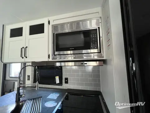 2024 Palomino Puma 32BHQS RV Photo 3