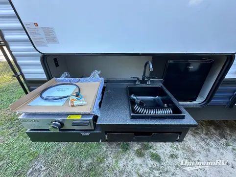 2024 Palomino Puma 28BHSS RV Photo 4