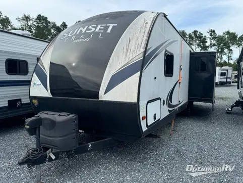 Used 2019 CrossRoads Sunset Trail Super Lite SS291RK Featured Photo