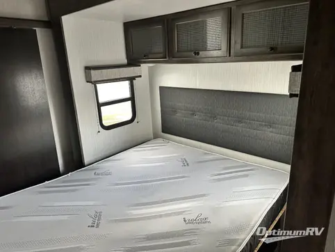 2021 Heartland Milestone 379FLML RV Photo 4