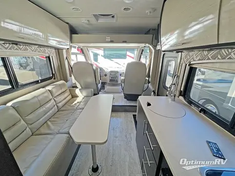 2018 Thor Axis 25.2 RV Photo 3