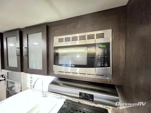 2019 Forest River Wildwood X-Lite 230BHXL RV Photo 3