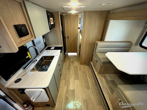 2025 Winnebago Micro Minnie 2100BH RV Photo 2