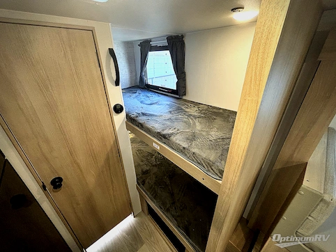 2025 Winnebago Micro Minnie 2100BH RV Photo 4