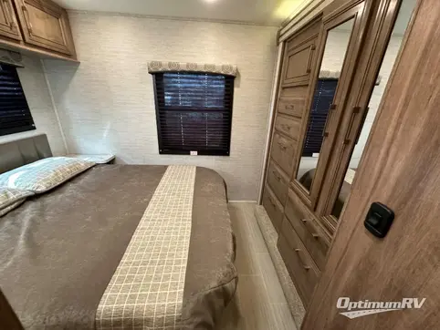 2021 Entegra Odyssey 31F RV Photo 4
