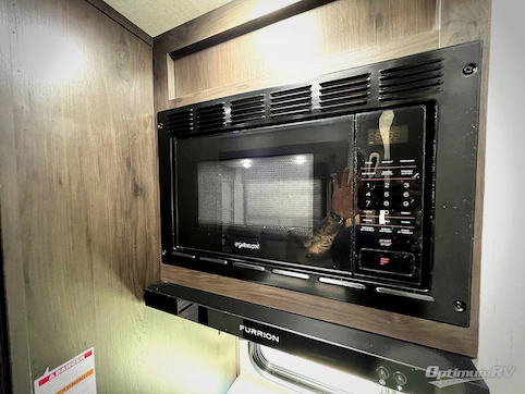 2022 Grand Design Momentum G-Class 350G RV Photo 3