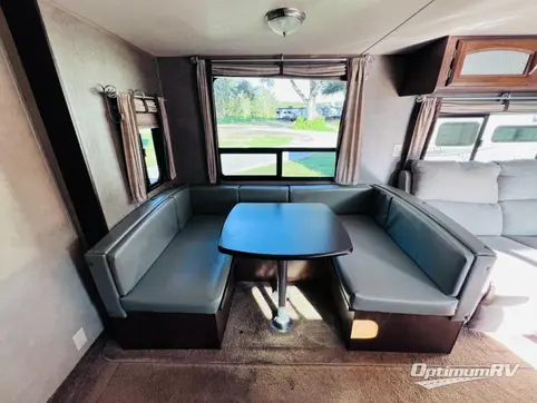 2016 Forest River Salem Villa Series 426-2B Classic RV Photo 2