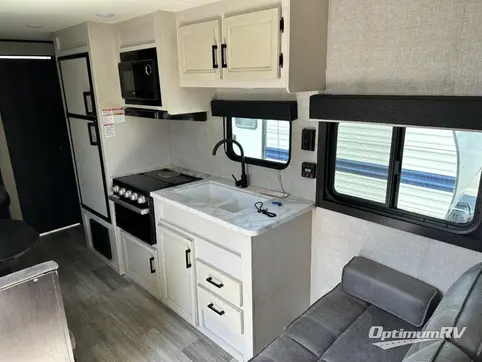 2022 Jayco Jay Flight SLX 8 264BH RV Photo 3