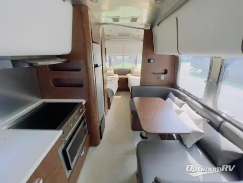 2020 Airstream Globetrotter 23FB RV Photo 2