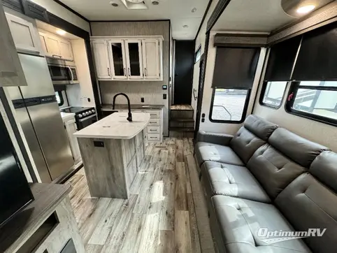 2022 KZ Venom V-Series V3815TK RV Photo 3