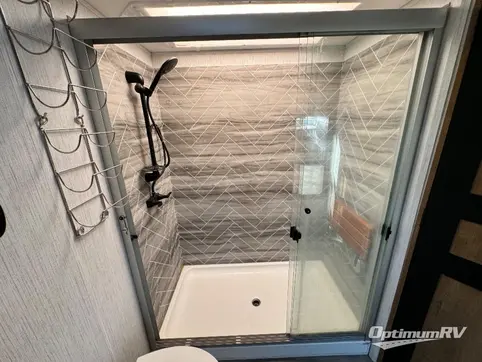 2021 Heartland Landmark CHESAPEAKE RV Photo 4