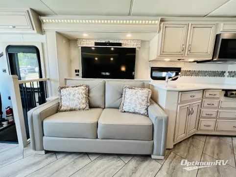 2021 Newmar Bay Star 3626 RV Photo 2