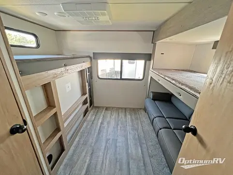 2024 Forest River Cherokee Alpha Wolf 33BH-L RV Photo 3