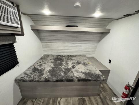 2023 Dutchmen Coleman 17R RV Photo 3