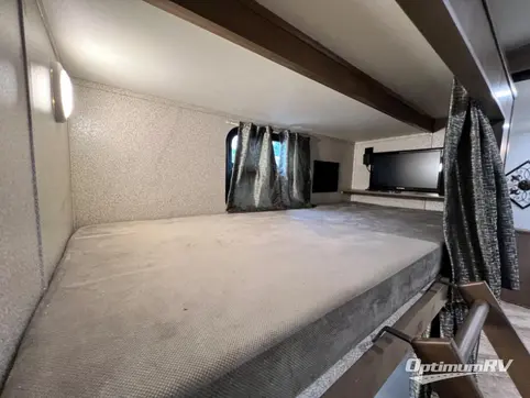 2019 Forest River Georgetown 5 Series 36B5 RV Photo 3