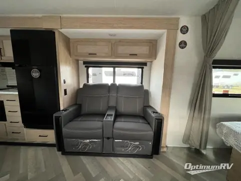 2024 Ember E-Series 22MLQ RV Photo 2