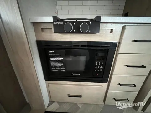 2024 Ember E-Series 22MLQ RV Photo 3