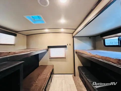 2018 Grand Design Imagine 3170BH RV Photo 3