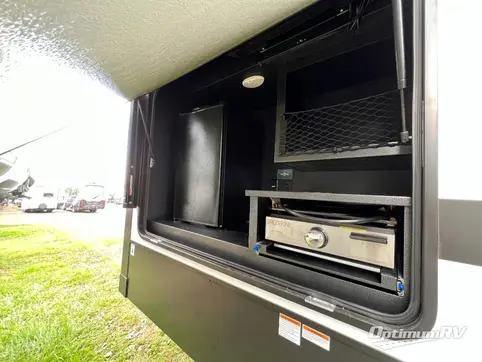 2024 East To West Tandara 386MB-OK RV Photo 4