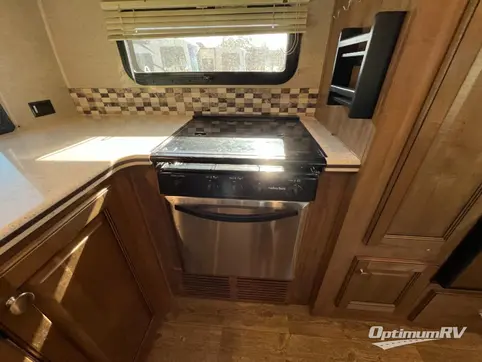 2014 Forest River Rockwood Signature Ultra Lite 8335BSS RV Photo 3