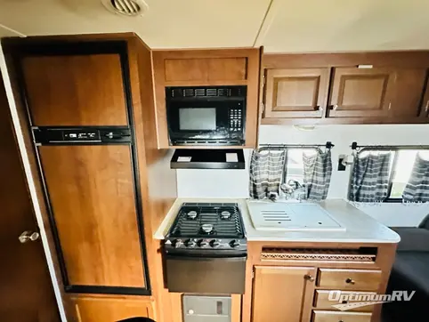 2014 Jayco Jay Flight 22FB RV Photo 3
