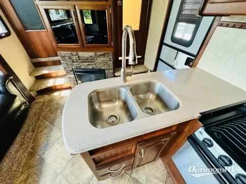 2017 Prime Time Spartan 1032 RV Photo 3