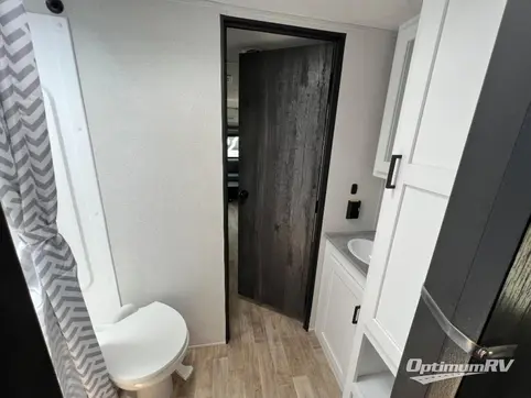2023 Keystone Hideout 25RDS RV Photo 2