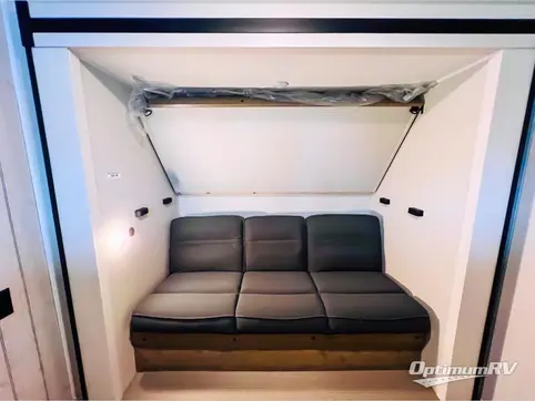 2024 Palomino Puma 32BHQS RV Photo 3