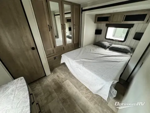 2024 Palomino Puma 32BHQS RV Floorplan Photo